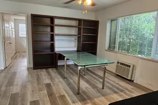 808 NE 10th St, Hallandale Beach, FL 33009 - Photo 2