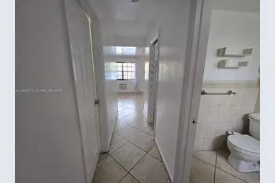 345 Michigan Ave #24, Miami Beach, FL 33139 - Photo 8