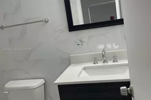 423 E 27th St, Hialeah, FL 33013 - Photo 20