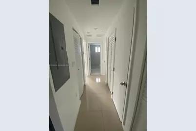 423 E 27th St #201, Hialeah, FL 33013 - Photo 6