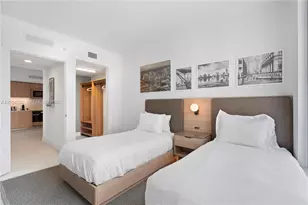 159 NE 6th St, Miami, FL 33132 - Photo 18