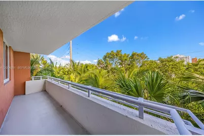 2775 NE 187th St #318, Aventura, FL 33180 - Photo 26