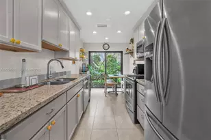 21698 Cypress Rd, Boca Raton, FL 33433 - Photo 22