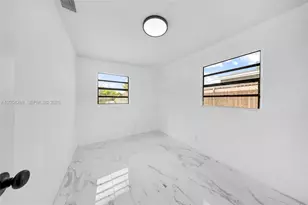 2468 NW 21st St, Fort Lauderdale, FL 33311 - Photo 14