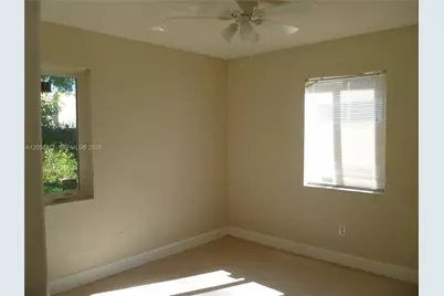 428 NW 21st Ter, Fort Lauderdale, FL 33311 - Photo 6