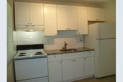 428 NW 21st Ter, Fort Lauderdale, FL 33311 - Photo 4