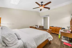 4252 SW 78th Dr, Davie, FL 33328 - Photo 22