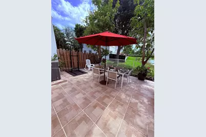 7950 NW 108th Pl, Doral, FL 33178 - Photo 16