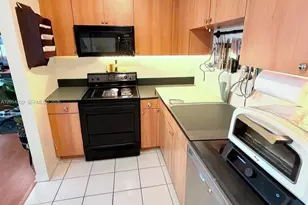 1330 West Ave, Miami Beach, FL 33139 - Photo 4