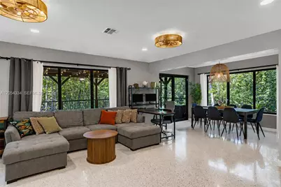 1178 Garfield St, Hollywood, FL 33019 - Photo 2