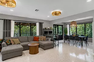 1178 Garfield St, Hollywood, FL 33019 - Photo 2