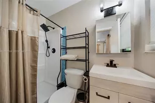 1178 Garfield St, Hollywood, FL 33019 - Photo 32
