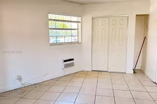 978 SW 10th Dr, Pompano Beach, FL 33060 - Photo 8