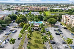 9320 Fontainebleau Blvd, Miami, FL 33172 - Photo 14