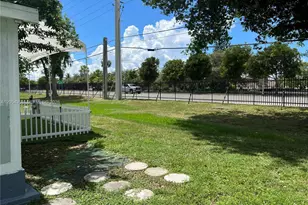 20016 NW 56th Ave, Miami Gardens, FL 33055 - Photo 14