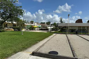 17050 NE 14th Ave, Miami, FL 33162 - Photo 20