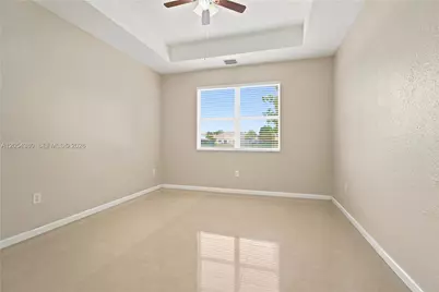 3710 NE 22nd Pl, Homestead, FL 33033 - Photo 14