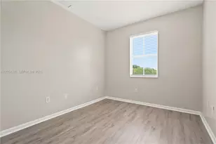 3710 NE 22nd Pl, Homestead, FL 33033 - Photo 12