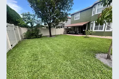 9109 Dupont Pl, Wellington, FL 33414 - Photo 36