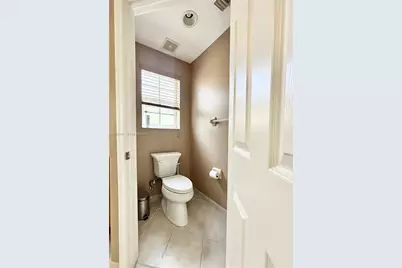 9109 Dupont Pl, Wellington, FL 33414 - Photo 28