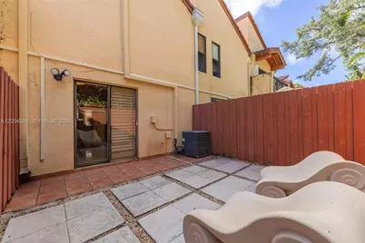 10122 SW 77th Ct, Miami, FL 33156 - Photo 18