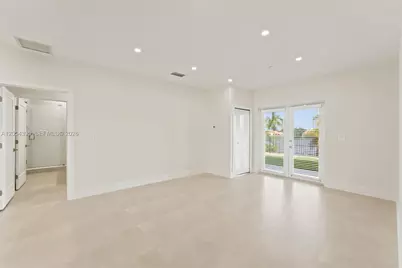 4732 SW 87 Ct #4732, Miami, FL 33165 - Photo 6