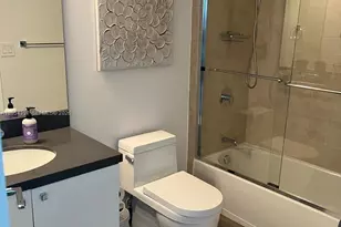 90 SW 3rd St, Miami, FL 33130 - Photo 12
