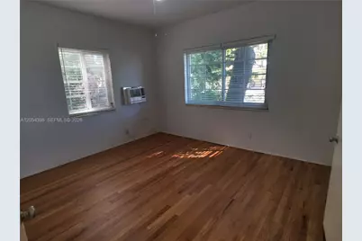 901 7th St #1, Miami Beach, FL 33139 - Photo 6