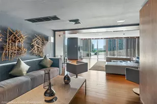 335 S Biscayne Blvd, Miami, FL 33131 - Photo 36
