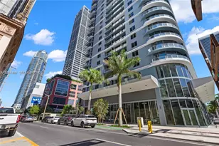 121 NE 5th St, Miami, FL 33132 - Photo 1