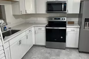 1351 SW 141st Ave, Pembroke Pines, FL 33027 - Photo 2