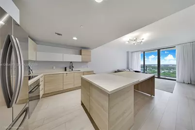 16385 Biscayne Blvd #2205, North Miami Beach, FL 33160 - Photo 6