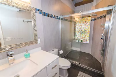87200 Overseas Hwy #E4, Plantation Key, FL 33036 - Photo 14