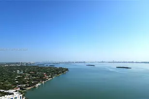 601 NE 36th St, Miami, FL 33137 - Photo 6