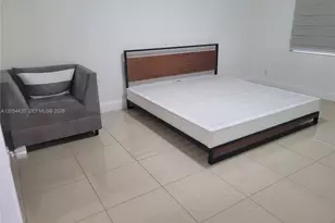 1200 SW 130th Ave, Pembroke Pines, FL 33027 - Photo 6