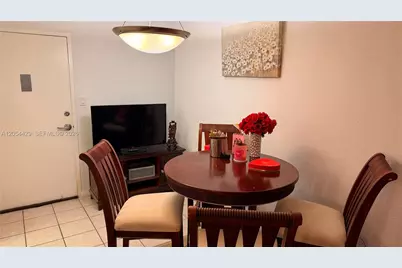 1200 West Av #1423, Miami Beach, FL 33139 - Photo 10