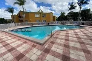 9731 Fontainebleau Blvd, Miami, FL 33172 - Photo 14