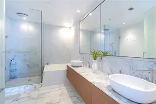 10203 Collins Ave, Bal Harbour, FL 33154 - Photo 14
