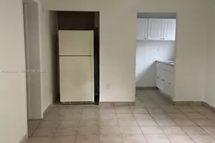 642 E 2nd Ave, Hialeah, FL 33010 - Photo 6