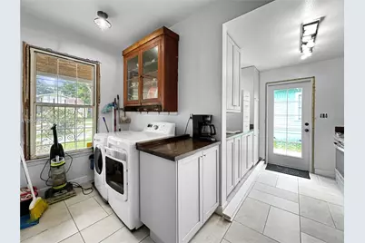 211 N 12th St, Leesburg, FL 34748 - Photo 18