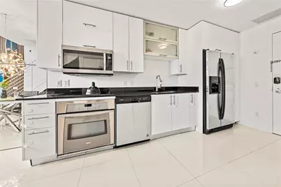60 SW 13th St #2422, Miami, FL 33130 - Photo 8