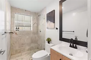 810 7th, Miami Beach, FL 33139 - Photo 6