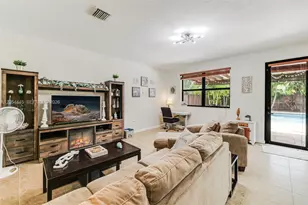 17670 SW 154th Pl, Miami, FL 33187 - Photo 12