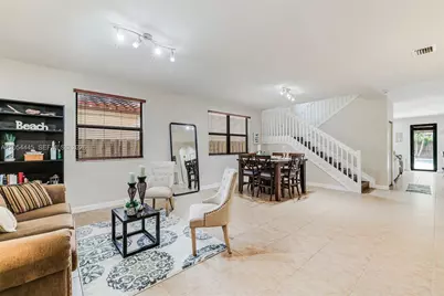 17670 SW 154th Pl, Miami, FL 33187 - Photo 4