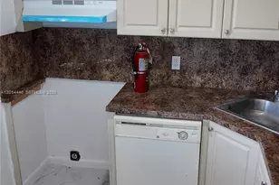 10900 SW 196th St, Cutler Bay, FL 33157 - Photo 6