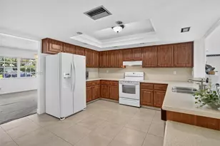 5620 SW 8th St, Plantation, FL 33317 - Photo 18