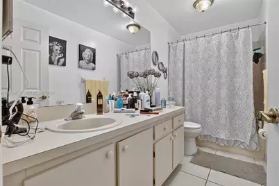 709 NW 177th Ave, Pembroke Pines, FL 33029 - Photo 24