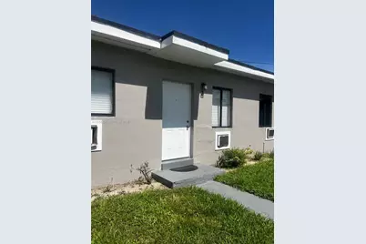 2090 NW 31th St #4, Miami, FL 33142 - Photo 2