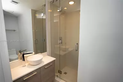 650 NE 32nd St #4104, Miami, FL 33137 - Photo 10