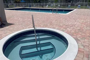 452 NE 210th Cir Terrace, Miami, FL 33179 - Photo 18